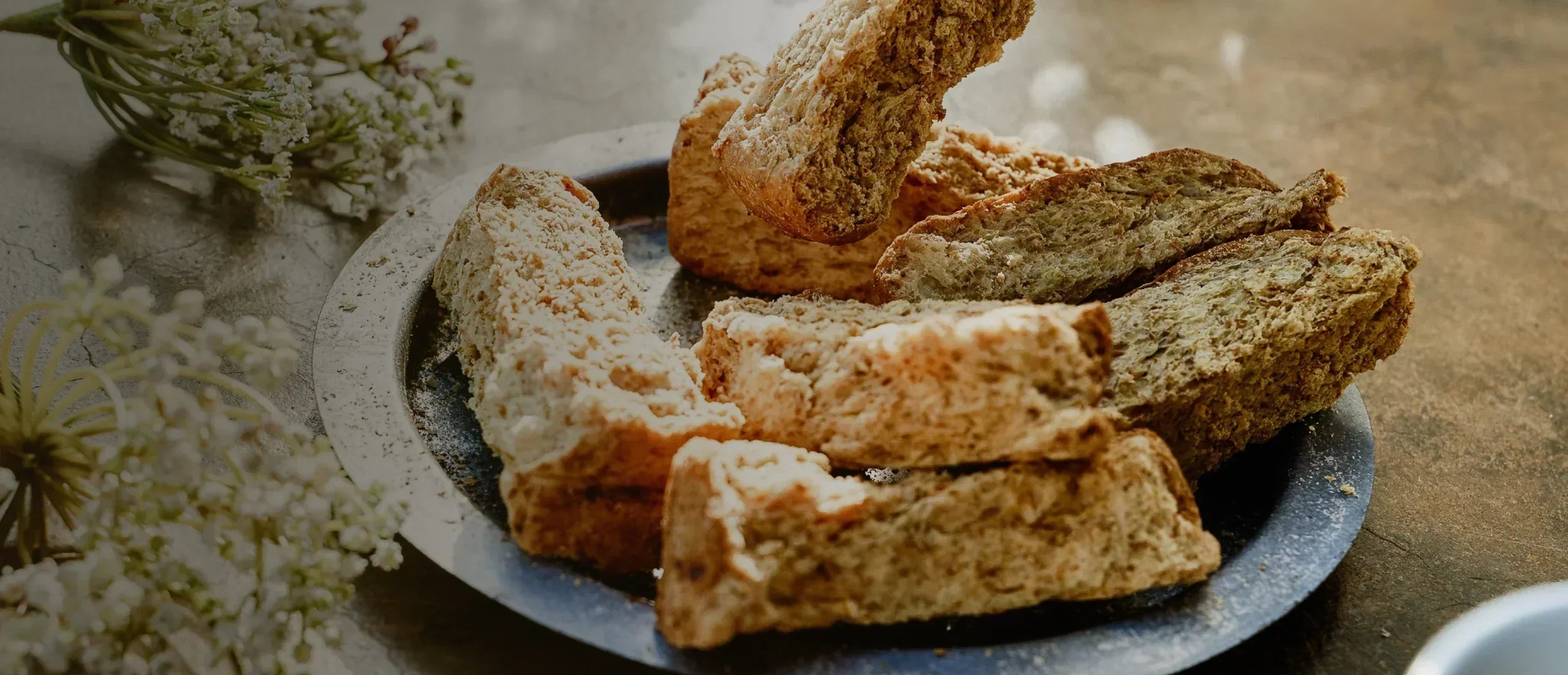 Boerebeskuit, baked the old way: what makes it different from a regular rusk